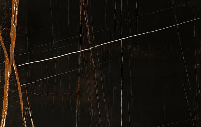 Noir St Laurent